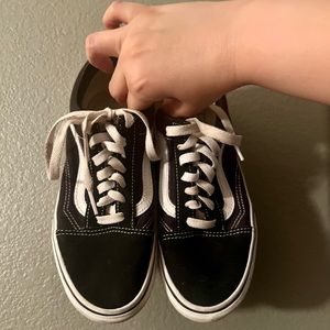 ⚠️SOLD⚠️Black vans shoes